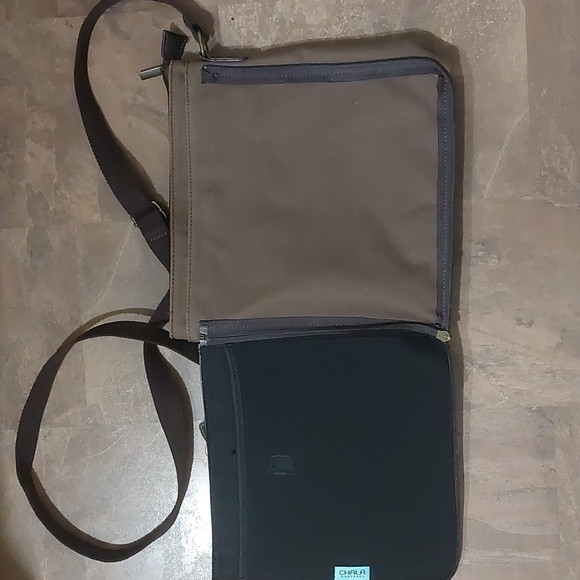 Chala Fox Deluxe Brown Adjustable Strap Messenger Bag - Picture 5 of 6